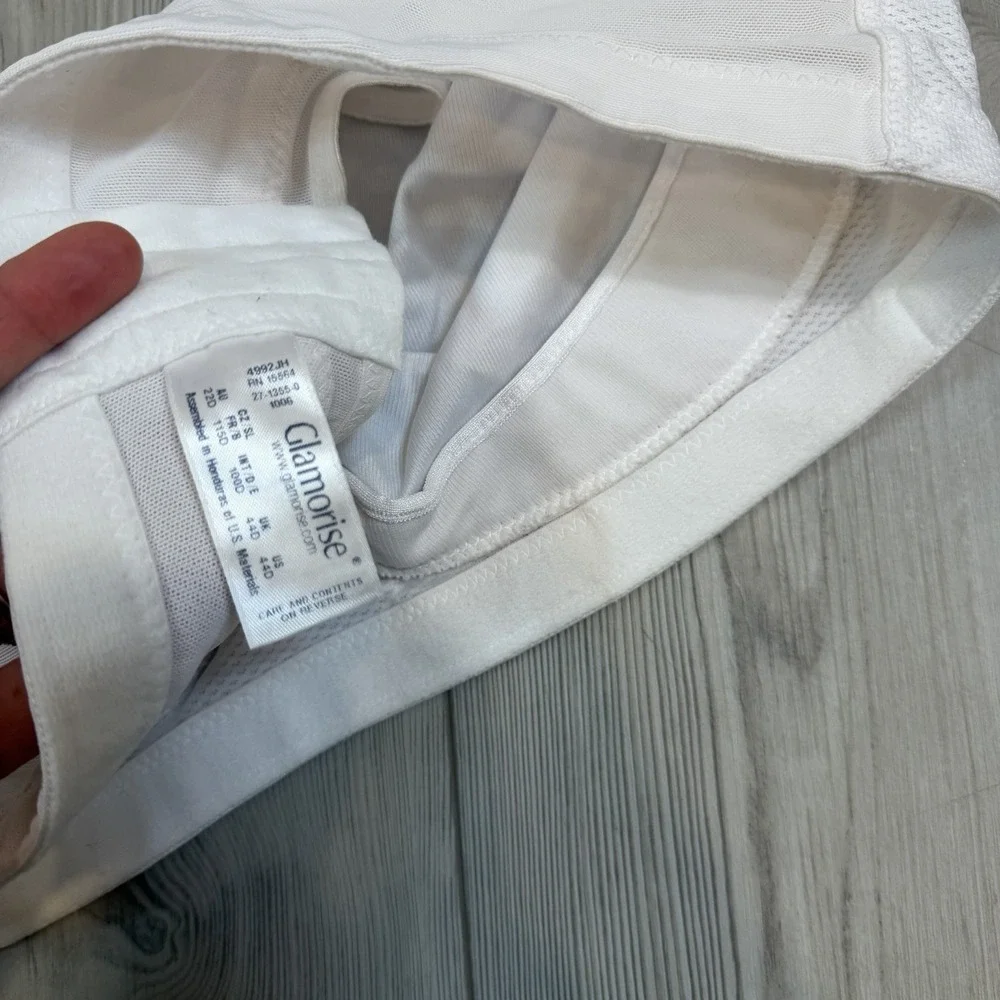 Glamorise 1006 Size 44D‎ Wirefree Sports Bra White MagicLift Seamless